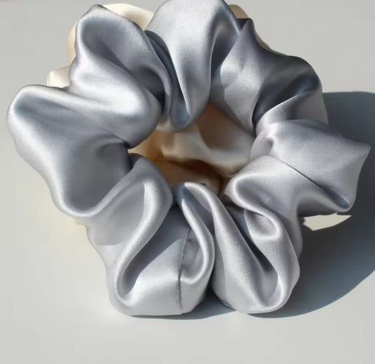Silk ponytail